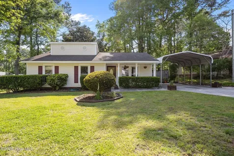 621 Shadowridge Road Jacksonville NC 28546