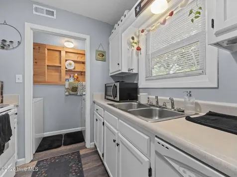 621 Shadowridge Road Jacksonville NC 28546