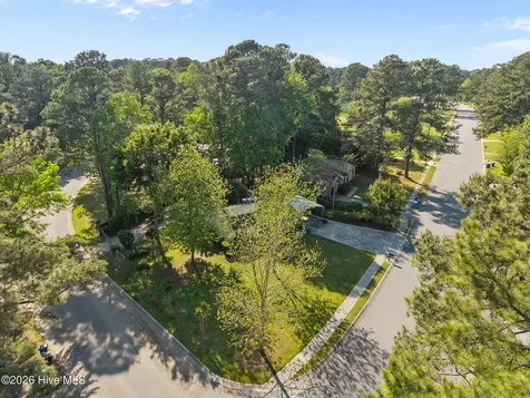 621 Shadowridge Road Jacksonville NC 28546