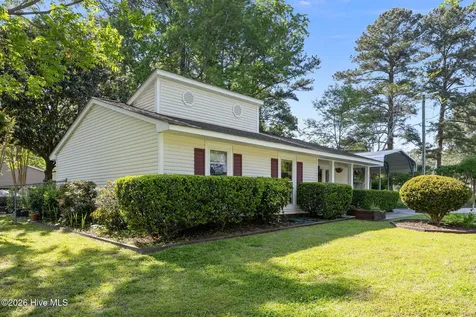 621 Shadowridge Road Jacksonville NC 28546