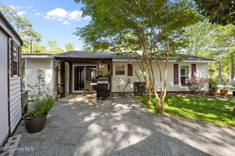 621 Shadowridge Road Jacksonville NC 28546