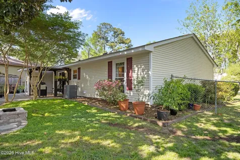 621 Shadowridge Road Jacksonville NC 28546