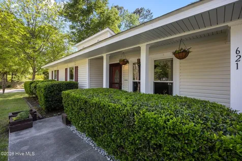 621 Shadowridge Road Jacksonville NC 28546