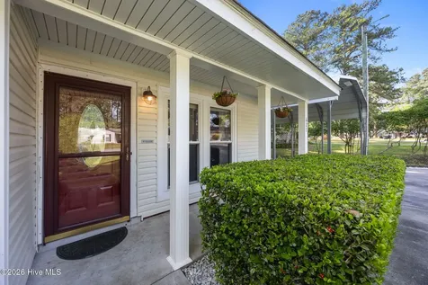 621 Shadowridge Road Jacksonville NC 28546