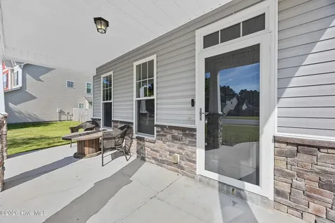 603 Fosse Way Jacksonville NC 28546