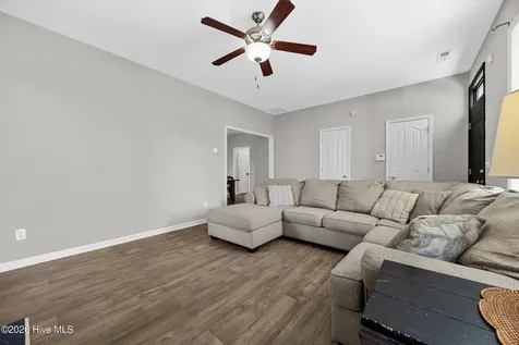 603 Fosse Way Jacksonville NC 28546