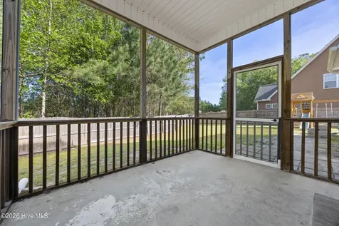 603 Fosse Way Jacksonville NC 28546