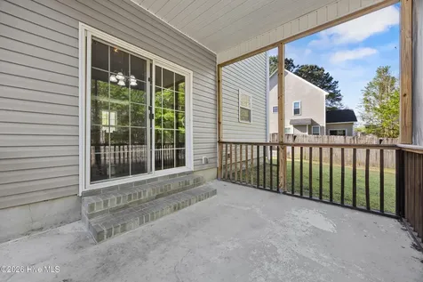 603 Fosse Way Jacksonville NC 28546