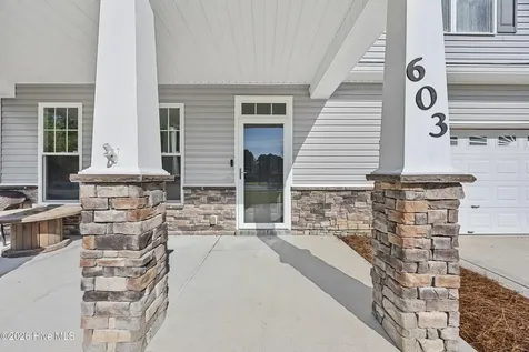 603 Fosse Way Jacksonville NC 28546