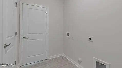 828 Fernwind Circle Aberdeen NC 28315