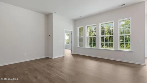 828 Fernwind Circle Aberdeen NC 28315