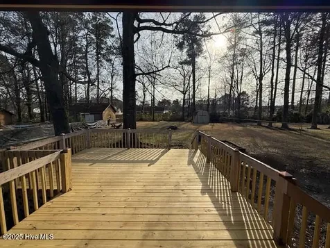 112 Manchester Road Havelock NC 28532