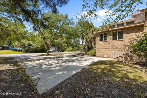 401 Harbor Drive New Bern NC 28560