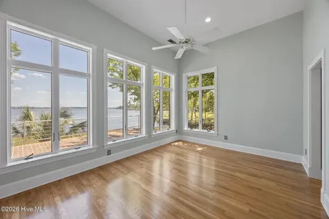 401 Harbor Drive New Bern NC 28560