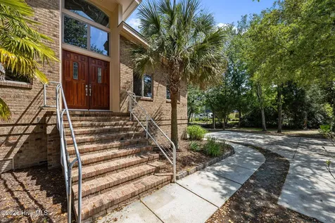 401 Harbor Drive New Bern NC 28560