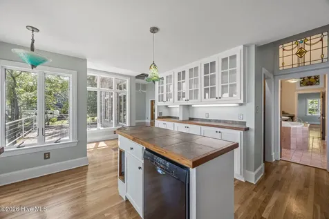 401 Harbor Drive New Bern NC 28560