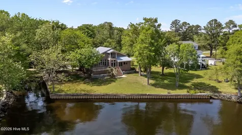 401 Harbor Drive New Bern NC 28560