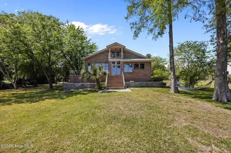 401 Harbor Drive New Bern NC 28560