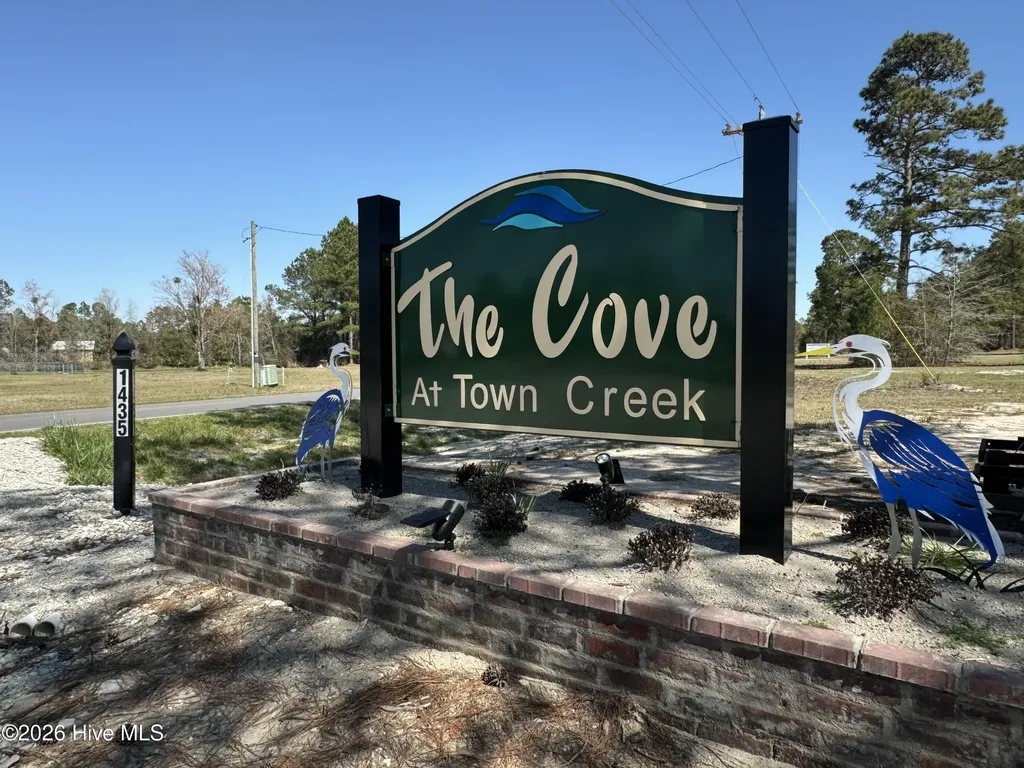 304 The Cove Lane NE Leland NC 28451