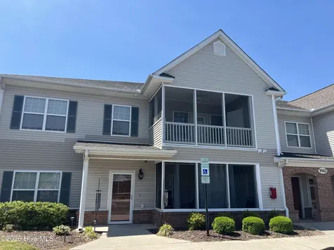 1942-201 Tara Court Greenville NC 27858