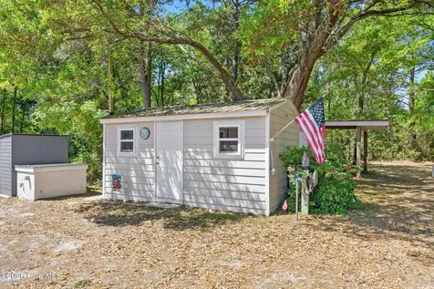 7108 Carolina Beach Road Wilmington NC 28412