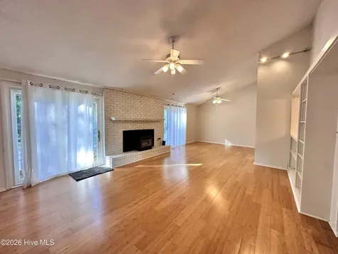 218 Pamlico Drive Washington NC 27889