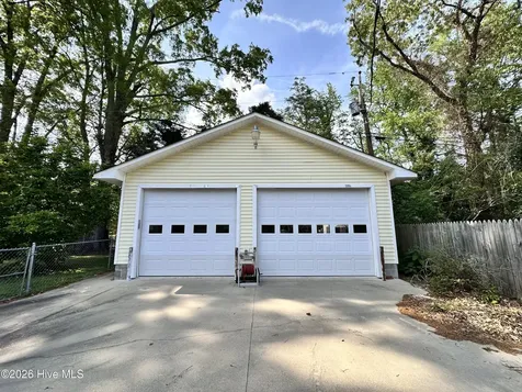 218 Pamlico Drive Washington NC 27889