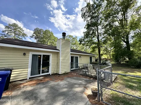 218 Pamlico Drive Washington NC 27889