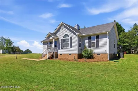 200 Amber Lane Willow Spring NC 27592