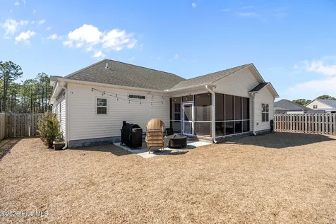 119 Penquin Place Hampstead NC 28443