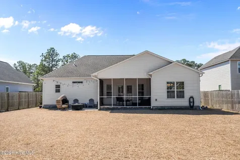 119 Penquin Place Hampstead NC 28443