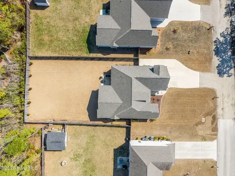 119 Penquin Place Hampstead NC 28443