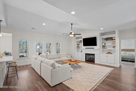 119 Penquin Place Hampstead NC 28443