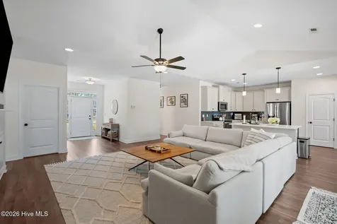 119 Penquin Place Hampstead NC 28443