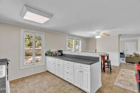 102 Ned Lane Swansboro NC 28584