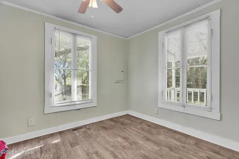 102 Ned Lane Swansboro NC 28584