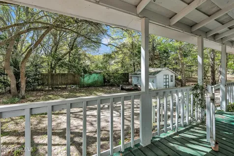 102 Ned Lane Swansboro NC 28584