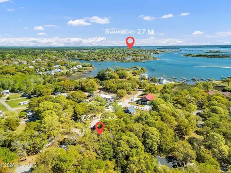 102 Ned Lane Swansboro NC 28584