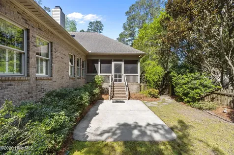 134 Saint Andrews Circle New Bern NC 28562