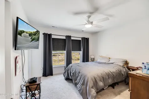 950 Pine Needles Road Southport NC 28461