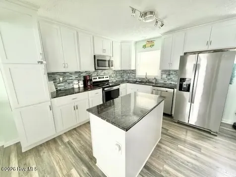511 N Carolina Beach Avenue N Carolina Beach NC 28428