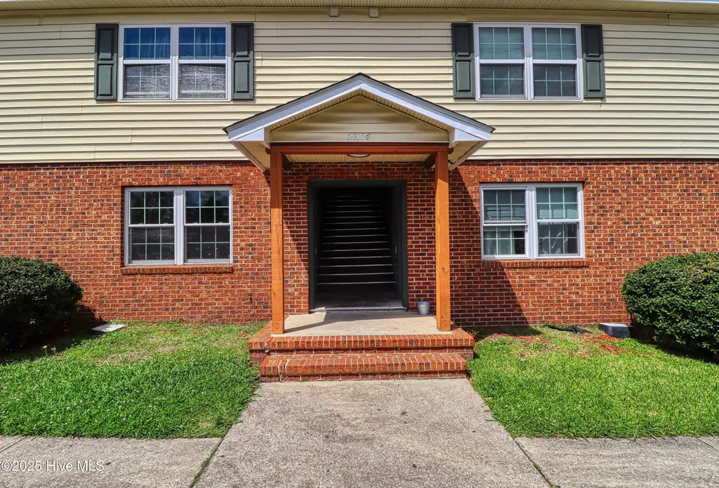 2318 Indian Drive Jacksonville NC 28546