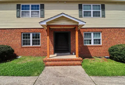 2318 Indian Drive Jacksonville NC 28546