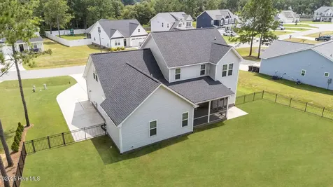 76 Shadybrook Drive Benson NC 27504