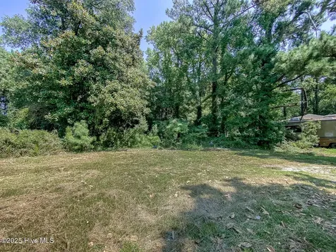 8533 Caratoke Highway Powells Point NC 27966