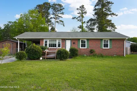 14 Sheffield Road Jacksonville NC 28546