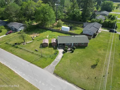 14 Sheffield Road Jacksonville NC 28546
