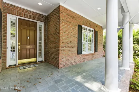 1103 Congressional Lane Wilmington NC 28411