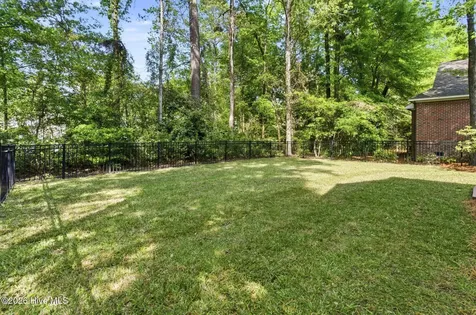 1103 Congressional Lane Wilmington NC 28411