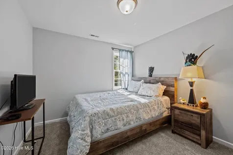 113 Harris Creek Loop Road Jacksonville NC 28540